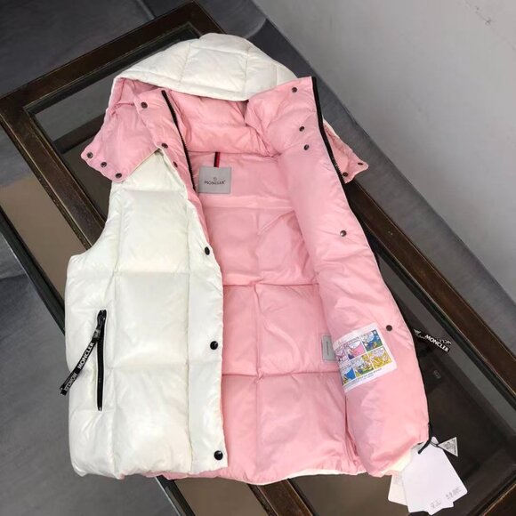 Moncler White and Pink Color-Blocked Hooded Down Vest, Warm and Cozy, Size 0. - Picture 3 of 6